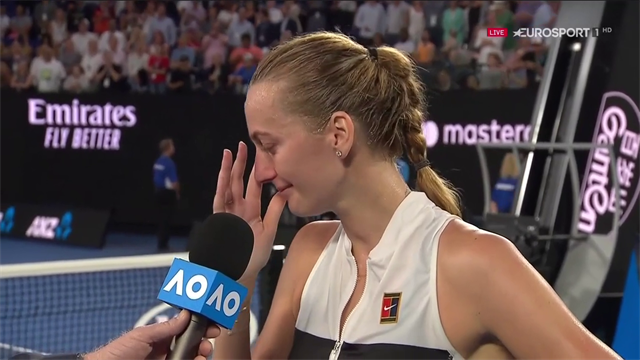 L'image du jour : Kvitova rattrapée par l'émotion après sa qualification L'image du jour : Kvitova rattrapée par l'émotion après sa qualification