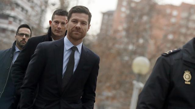 Suspendido el juicio a Xabi Alonso hasta saber si la Audiencia Provincial es competente para ello Suspendido el juicio a Xabi Alonso hasta saber si la Audiencia Provincial es competente para ello