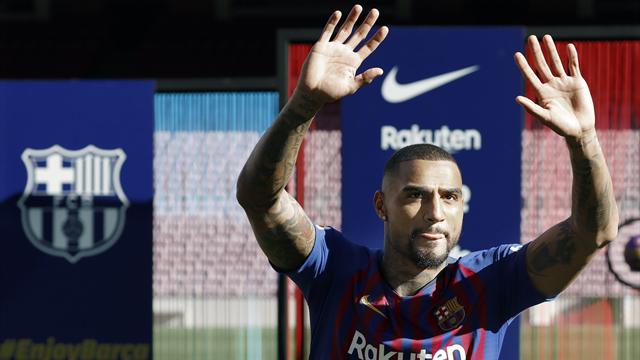 Kevin Prince Boateng, presentado con el Barça: "Vengo a ayudar al equipo"