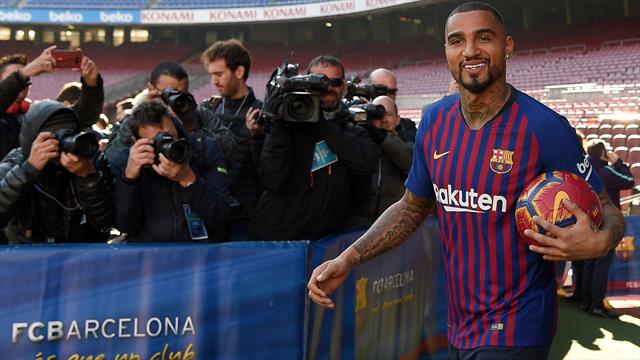 Fantallenatore deluso dal suo trasferimento Kevin Prince Boateng lo risarcisce con un bonifico