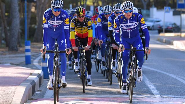 Petr Vakoč a Peter Sagan na startu etapového závodu Vuelta a San Juan
