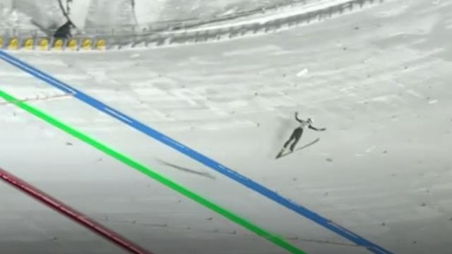 Sensationssprung! Stoch setzt Schanzenrekord für die Ewigkeit Sensationssprung! Stoch setzt Schanzenrekord für die Ewigkeit