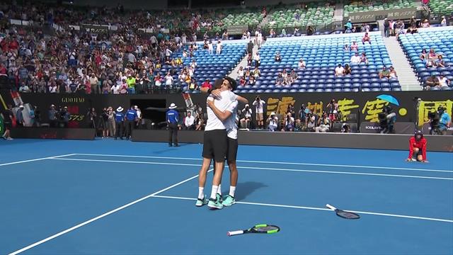 Il match-point della finale di doppio maschile: Herbert/Mahut trionfano a Melbourne Il match-point della finale di doppio maschile: Herbert/Mahut trionfano a Melbourne
