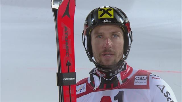 Skiën | Hirscher domineert slalom voor 45000 uitzinnige Oostenrijkse fans Skiën | Hirscher domineert slalom voor 45000 uitzinnige Oostenrijkse fans