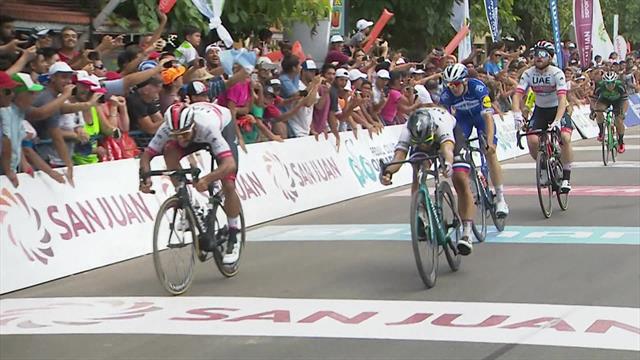 WATCH - Gaviria wins dramatic sprint finish over Sagan WATCH - Gaviria wins dramatic sprint finish over Sagan