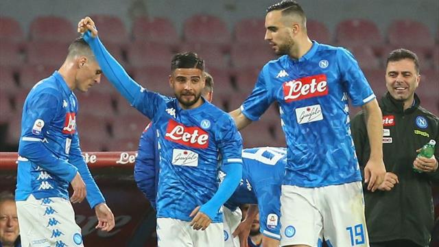 Il Napoli torna vincente: 3-0 alla Sampdoria, niente record per Quagliarella