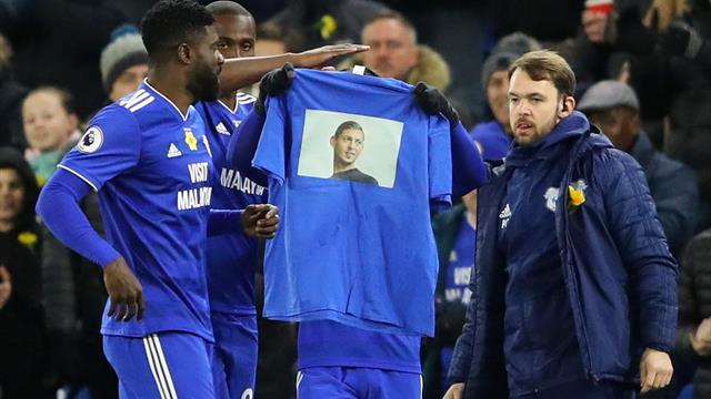 Le bel hommage du peuple de Cardiff à Sala