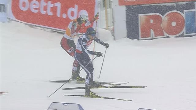 Jarl Magnus Riiber vince la Gundersen di Klingenthal e si aggiudica la Coppa del Mondo Jarl Magnus Riiber vince la Gundersen di Klingenthal e si aggiudica la Coppa del Mondo