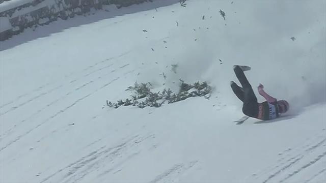 200 Meter auf dem Hosenboden: Rasante Abfahrt nach spektakulärem Sturz 200 Meter auf dem Hosenboden: Rasante Abfahrt nach spektakulärem Sturz