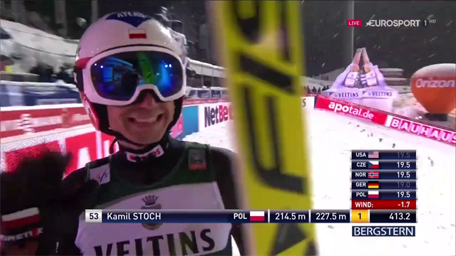 A Oberstdorf arriva la prima vittoria stagionale per Kamil Stoch, praticamente perfetto! A Oberstdorf arriva la prima vittoria stagionale per Kamil Stoch, praticamente perfetto!