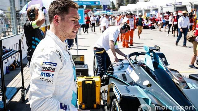 Vandoorne : Plus de camaraderie, moins de politique