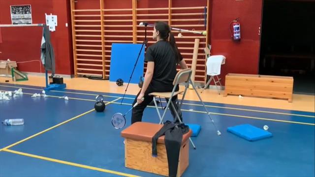 Carolina Marín vuelve a entrenarse... ¡Una semana después de su operación! Carolina Marín vuelve a entrenarse... ¡Una semana después de su operación!