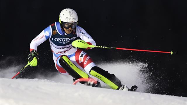 Un slalom maitrisé et Holdener a "bissé" : sa manche de slalom en vidéo Un slalom maitrisé et Holdener a "bissé" : sa manche de slalom en vidéo