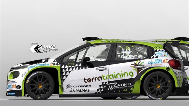 La championne de l’ERC Ladies’ Trophy Falcón en vert, blanc et noir