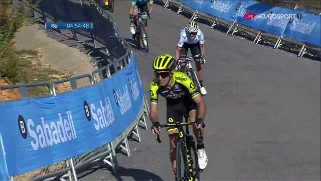 Squillo in salita di Adam Yates: battuto Valverde sul traguardo di Alcossebre Squillo in salita di Adam Yates: battuto Valverde sul traguardo di Alcossebre