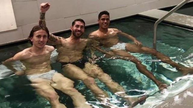 Sergio Ramos, desde el jacuzzi del Atleti: "Otro derbi más a la cazuela"