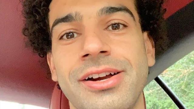 «Теперь верю, что тебе 26». Салах сбрил бороду, а Ловрен и Морено его затроллили