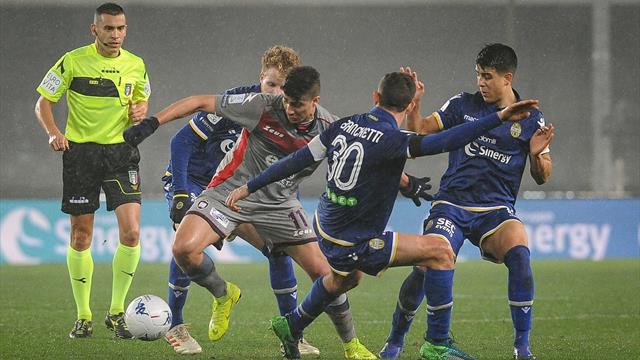 Pescara bloccato dal Foggia, il Verona rimonta il Crotone; 2-0 Livorno sul Cosenza