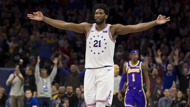 Embiid mis à l'amende pour avoir critiqué les arbitres