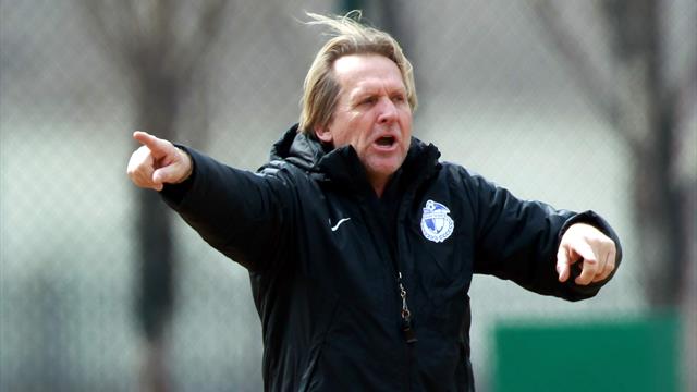 Bernd Schuster in China entlassen