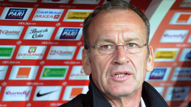 Vainqueur d'Auxerre, Brest ne lâche pas Metz