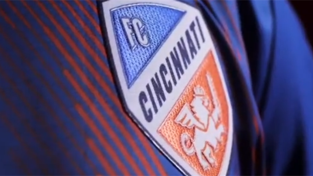 Новичок MLS «Цинциннати» презентовал форму: много красного, синего, стиля и загадочности
