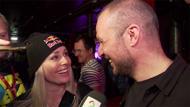Lindsey Vonn prende in giro Svindal, scatenato in versione "rapper" Lindsey Vonn prende in giro Svindal, scatenato in versione "rapper"