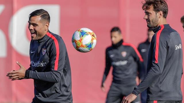 Mercado, Rog y Arana, novedades en la lista del Sevilla para Roma
