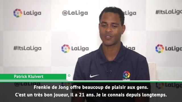 Transferts - Kluivert : ''Frenkie de Jong, un joueur parfait pour le Barça'' Transferts - Kluivert : ''Frenkie de Jong, un joueur parfait pour le Barça''
