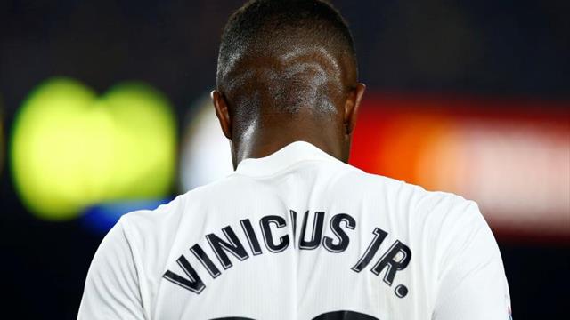 "Milenials" y casi cuarentones, la inesperada convivencia del fútbol español