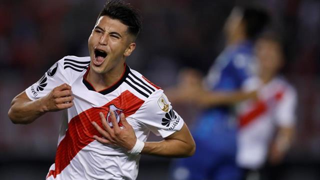 Exequiel Palacios, de River Plate, sufre una fractura proximal en el peroné derecho