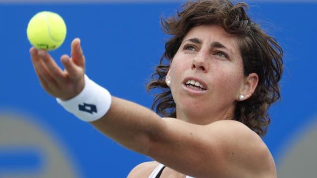 Carla Suárez bate a Jabeur en su debut en Doha