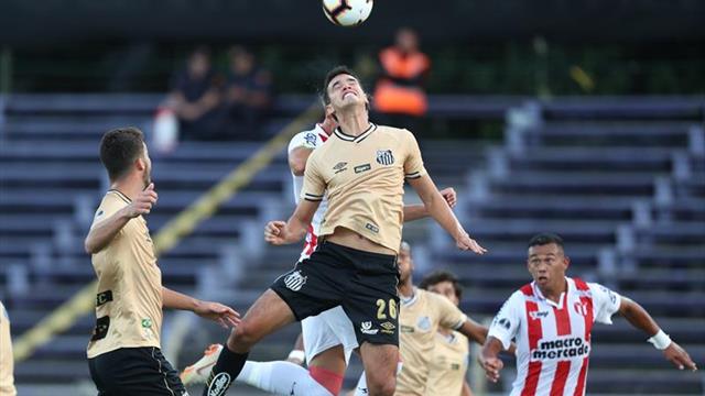 0-0. River Plate y Santos aplazan todo para la revancha en Brasil