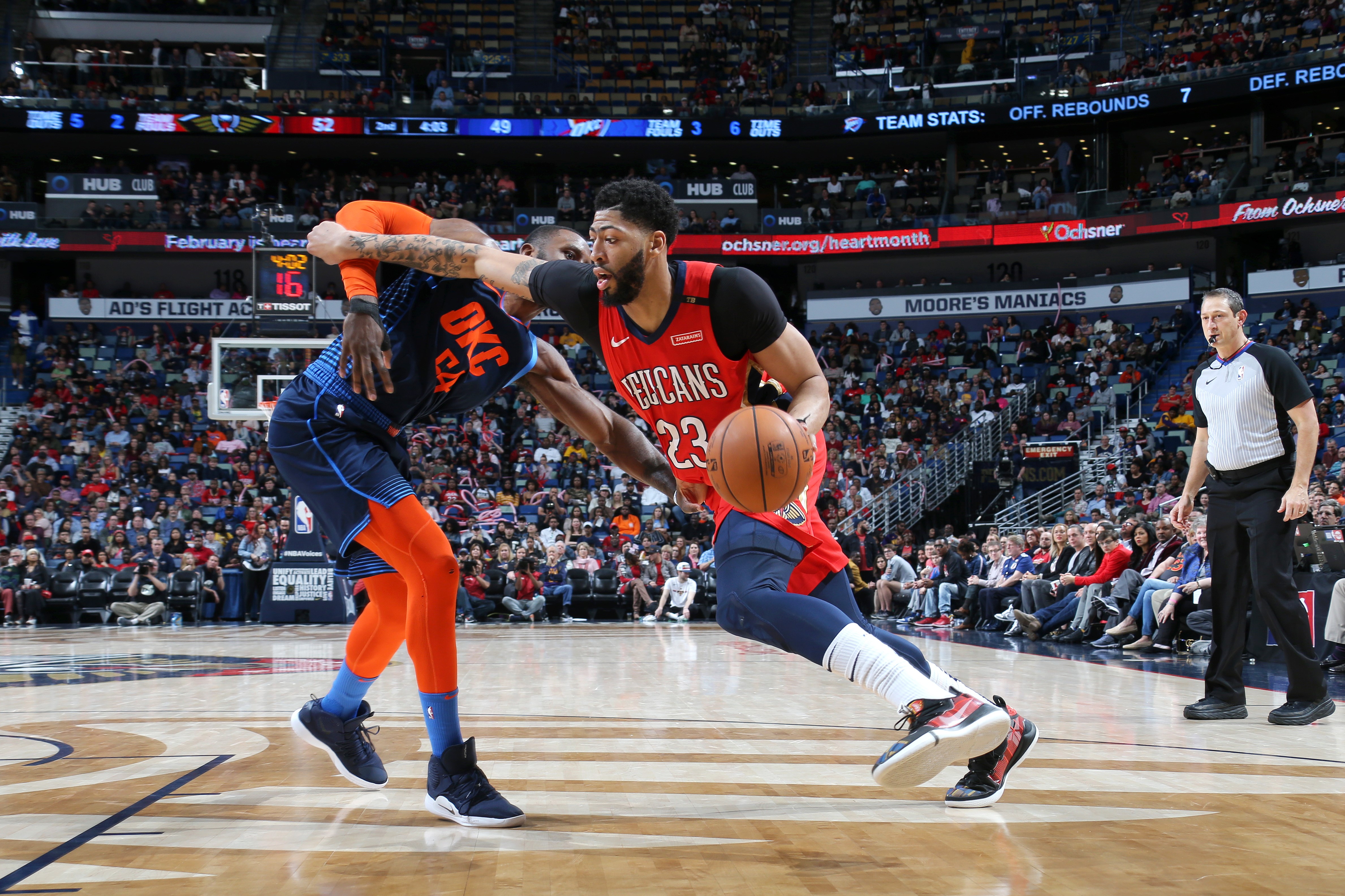 Anthony Davis #23 of the New Orleans Pelicans handles the ball against the Oklahoma City Thunder on February 14, 2019