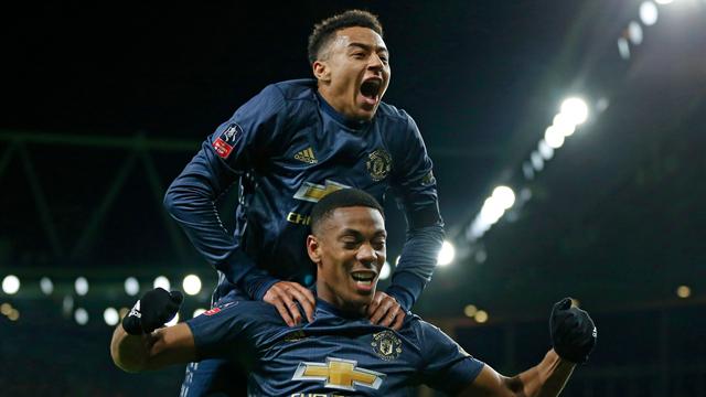 Sky: Лингард и Марсьяль выбыли на 2-3 недели из-за травм и не сыграют с «Челси» и «Ливерпулем»