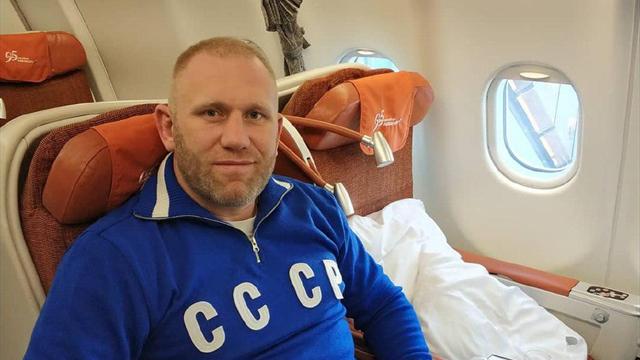Харитонов: «Черная полоса пошла. То в глаз ткнут, то по яйцам врежут»