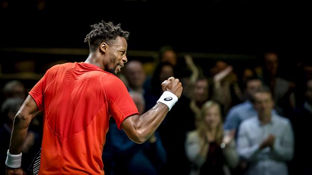 Après un échange sous haute tension avec Medvedev, Monfils a signé un point de mutant Après un échange sous haute tension avec Medvedev, Monfils a signé un point de mutant