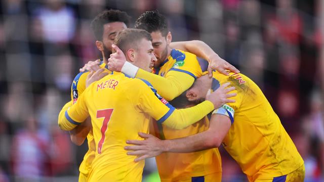 Wolverhampton et Crystal Palace rejoignent les quarts