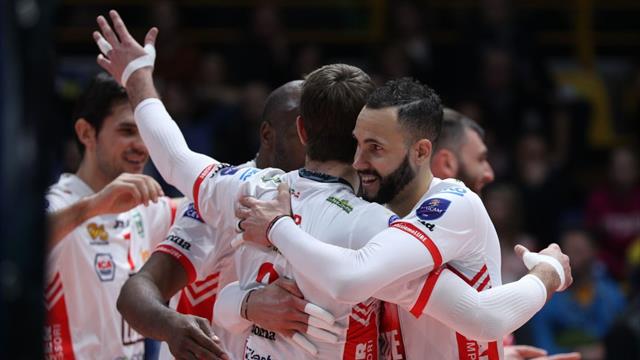 Superlega: Perugia prosegue la sua cavalcata, Civitanova spazza Modena con un secco 3-0