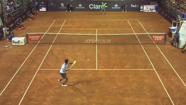 Bataille de fond de court, coups droits cliniques : comment Augier Aliassime a écoeuré Fognini Bataille de fond de court, coups droits cliniques : comment Augier Aliassime a écoeuré Fognini