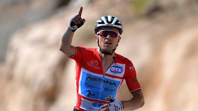 Lutsenko s'impose au sprint, Yates reste en tête