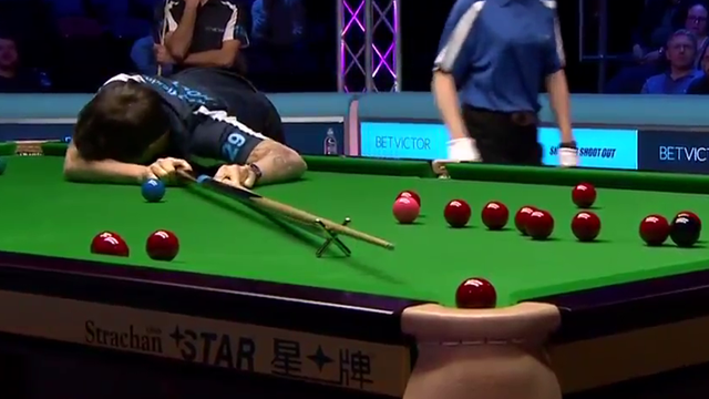 Is this the worst shot in snooker history… or the best?! Is this the worst shot in snooker history… or the best?!