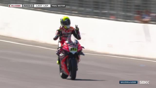 Superbikes: Álvaro Bautista deslumbra y también gana la carrera 2 en Phillip Island Superbikes: Álvaro Bautista deslumbra y también gana la carrera 2 en Phillip Island