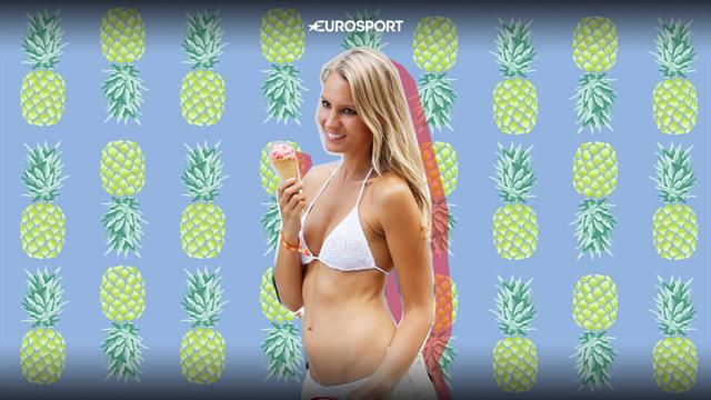 Она была девушкой года в Playboy, а теперь пробивается в «Формулу-1». Ее инстаграм пахнет любовью