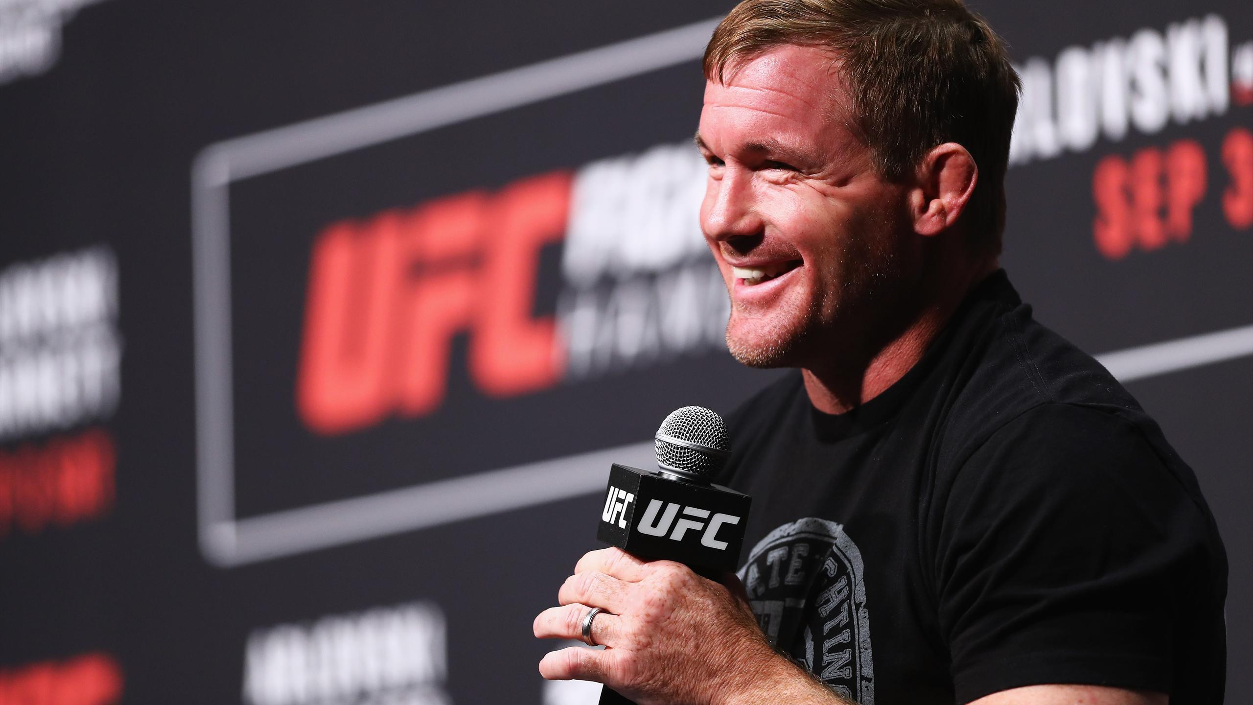 Мэтт хьюз боец mma. Мэтт хьюз боец. Хьюз мма. Мэтт хьюз легенда мма. Мэтт хьюз боец.