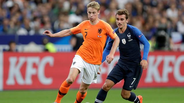 Flatté par les compliments de Griezmann, De Jong lui rend la pareille Flatté par les compliments de Griezmann, De Jong lui rend la pareille