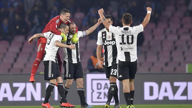 La Juventus uccide il campionato! 2-1 tra polemiche, pali e rigori: il Napoli scivola a -16