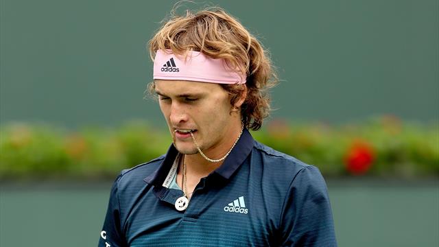 Zverev rutscht auch bei Neustart auf Sand böse aus