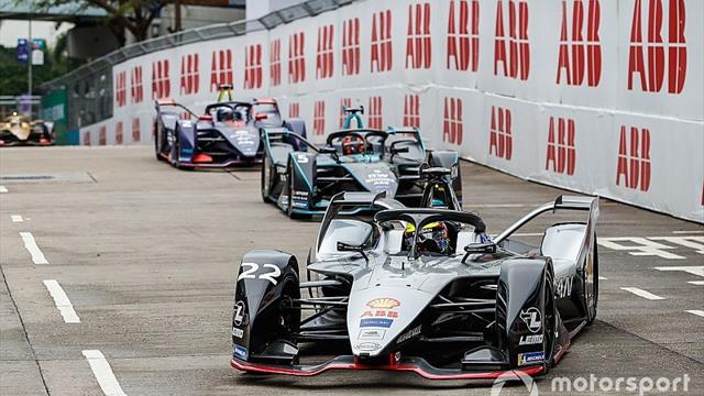 Rowland explains button mishap that ruined his Hong Kong race