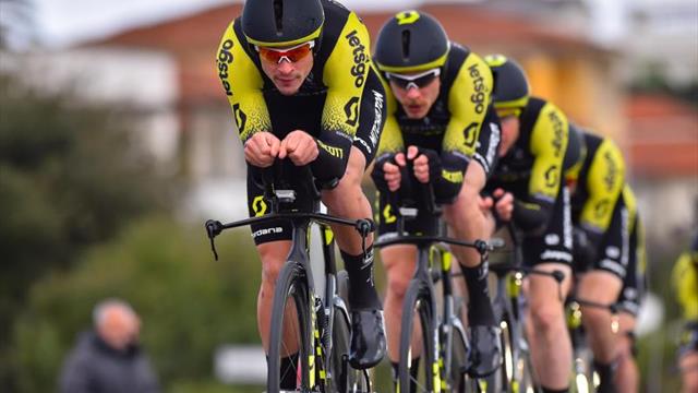 El Mitchelton gana la crono y pone de líder del australiano Michael Hepburn